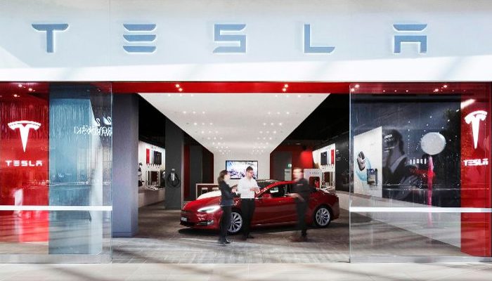 Tesla Withdraws Public Beta of Self-Driving Software After Problems