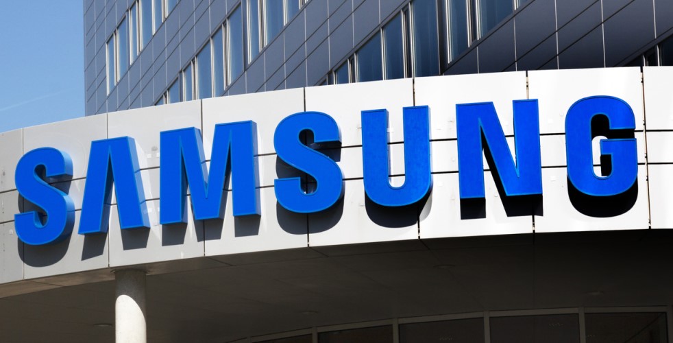 Samsung Warns of Gloomy Chip Market Outlook