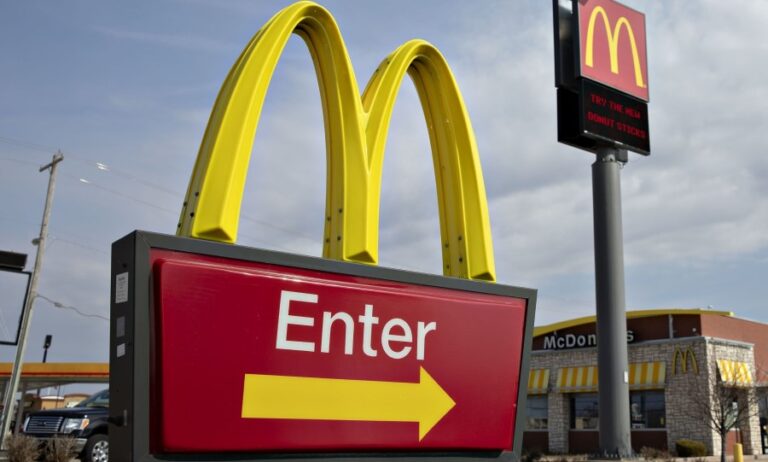 Mcdonald's Buys Out Tax Fraud Lawsuit in France for 1.25 Billion Euros