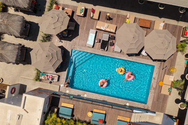 Ultimate Guide to Pool Parties in Barcelona and the Best Nightclubs in Madrid
